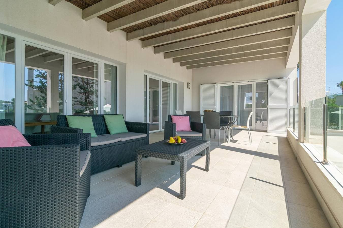 Foto 8 von 43: Cala Llonga - Spectacular villa with private pool and beautiful views to the marina. Free WiFi