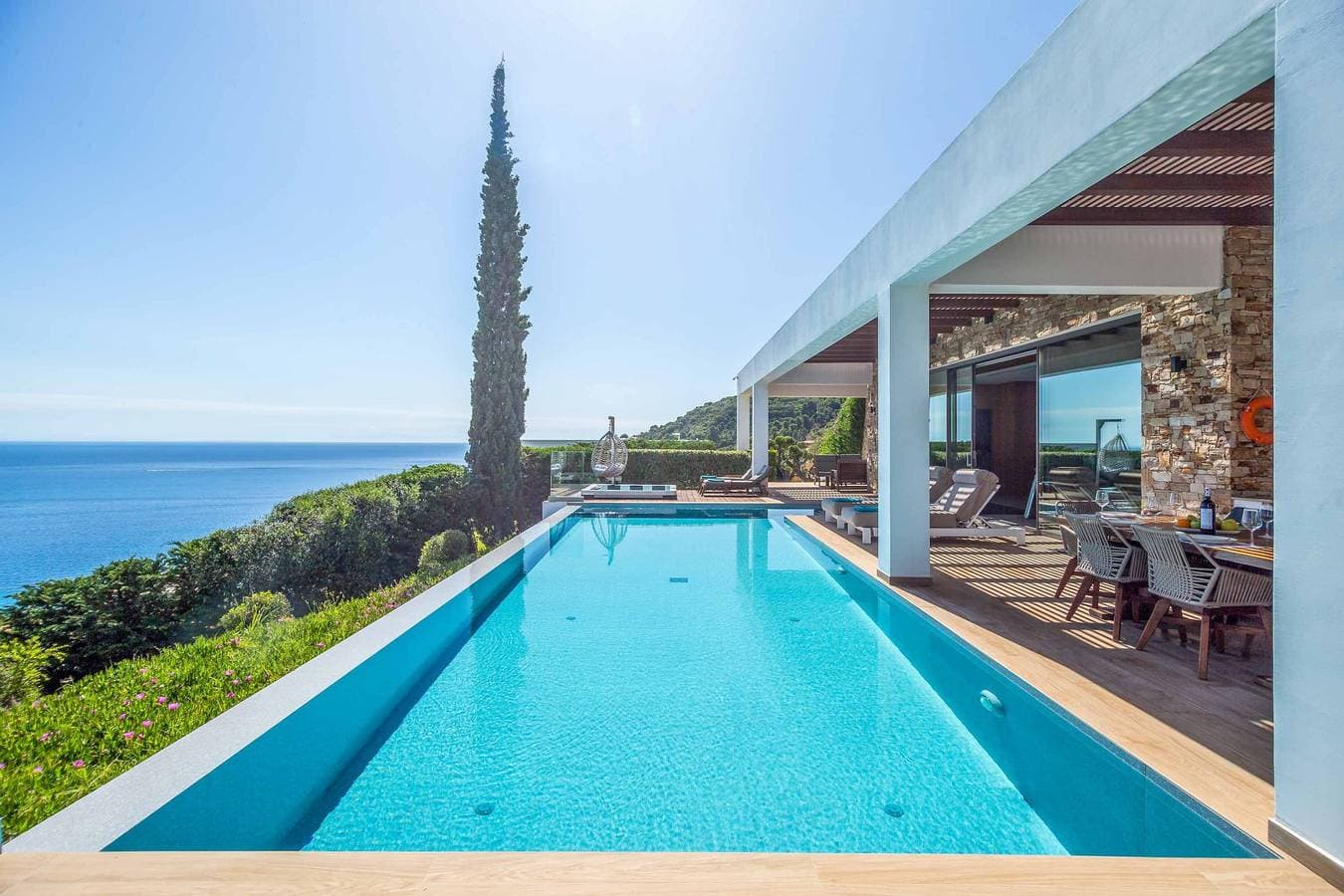 Foto 4 von 40: Villa für 6 Personen mit Terrasse