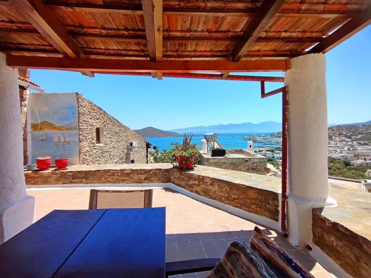 Foto 3 von 42: Authentisches Kreta Elounda Haus mit Meerblick Margarita