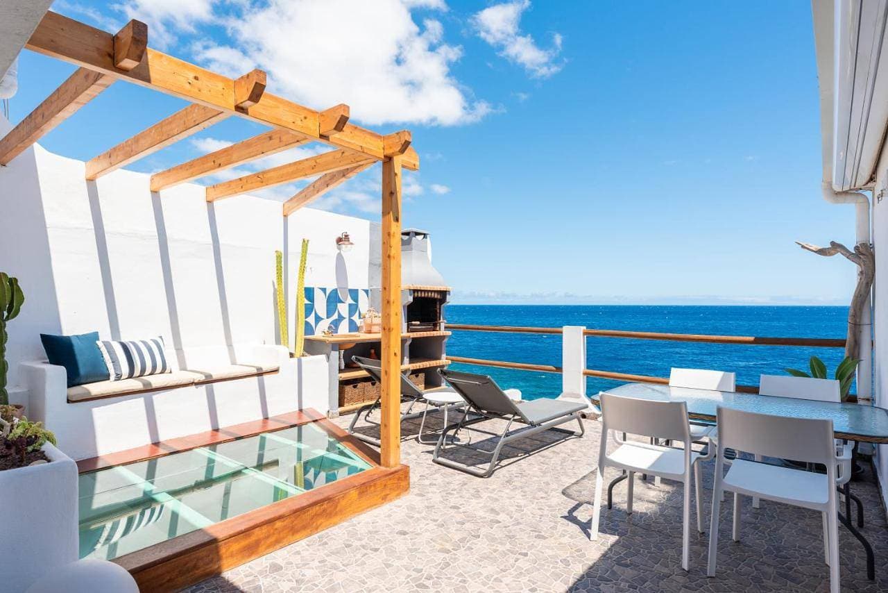 Luminous loft apartment next to the Atlantic Ocean 1
