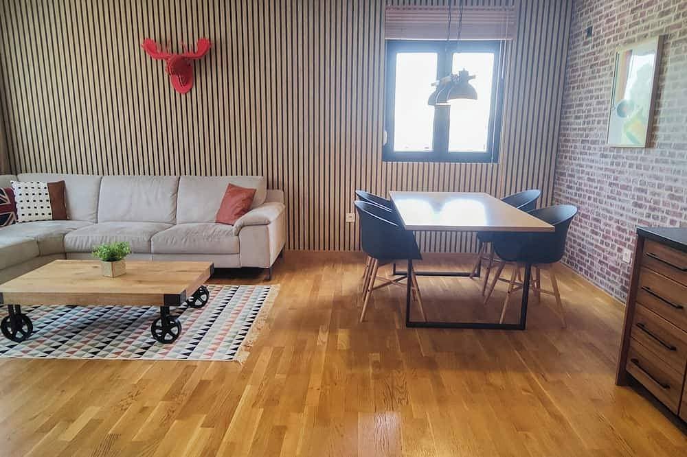 Foto 13 von 19: Two-Bedroom Apartment at Ljubovic Hill Park