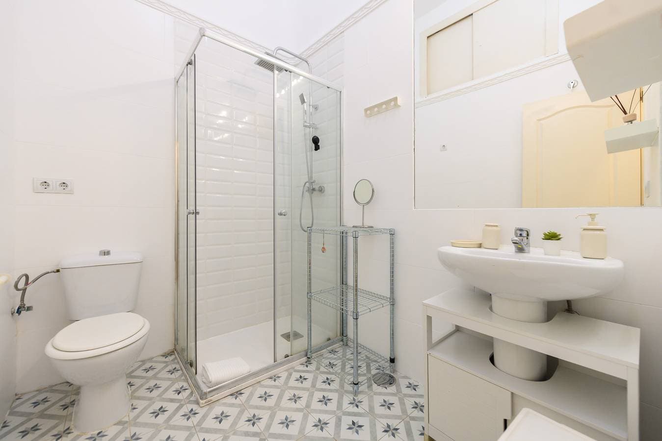 Foto 5 von 21: M Apartamento de 1 dormitorio con balcón