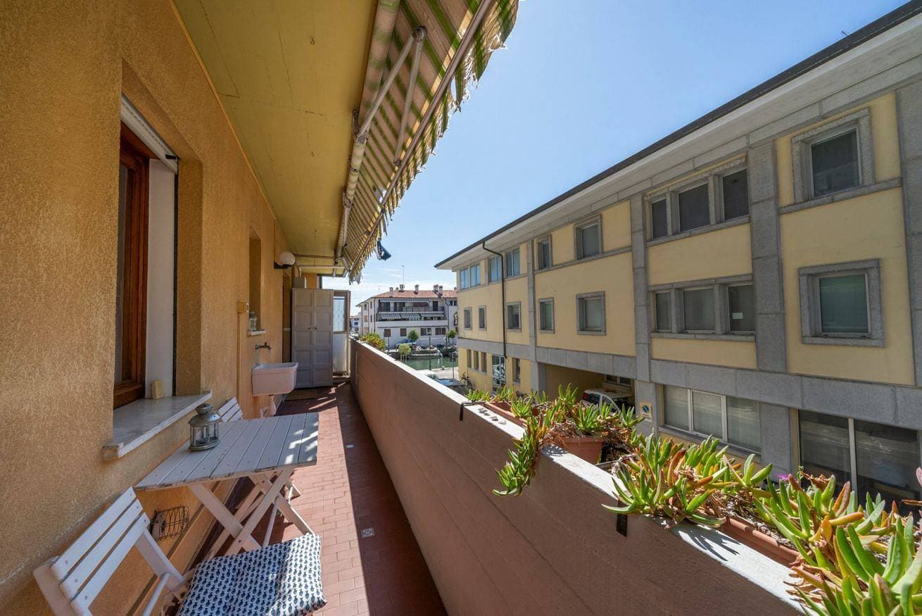 Foto 5 von 18: Ferienwohnung für 4 Personen mit Terrasse