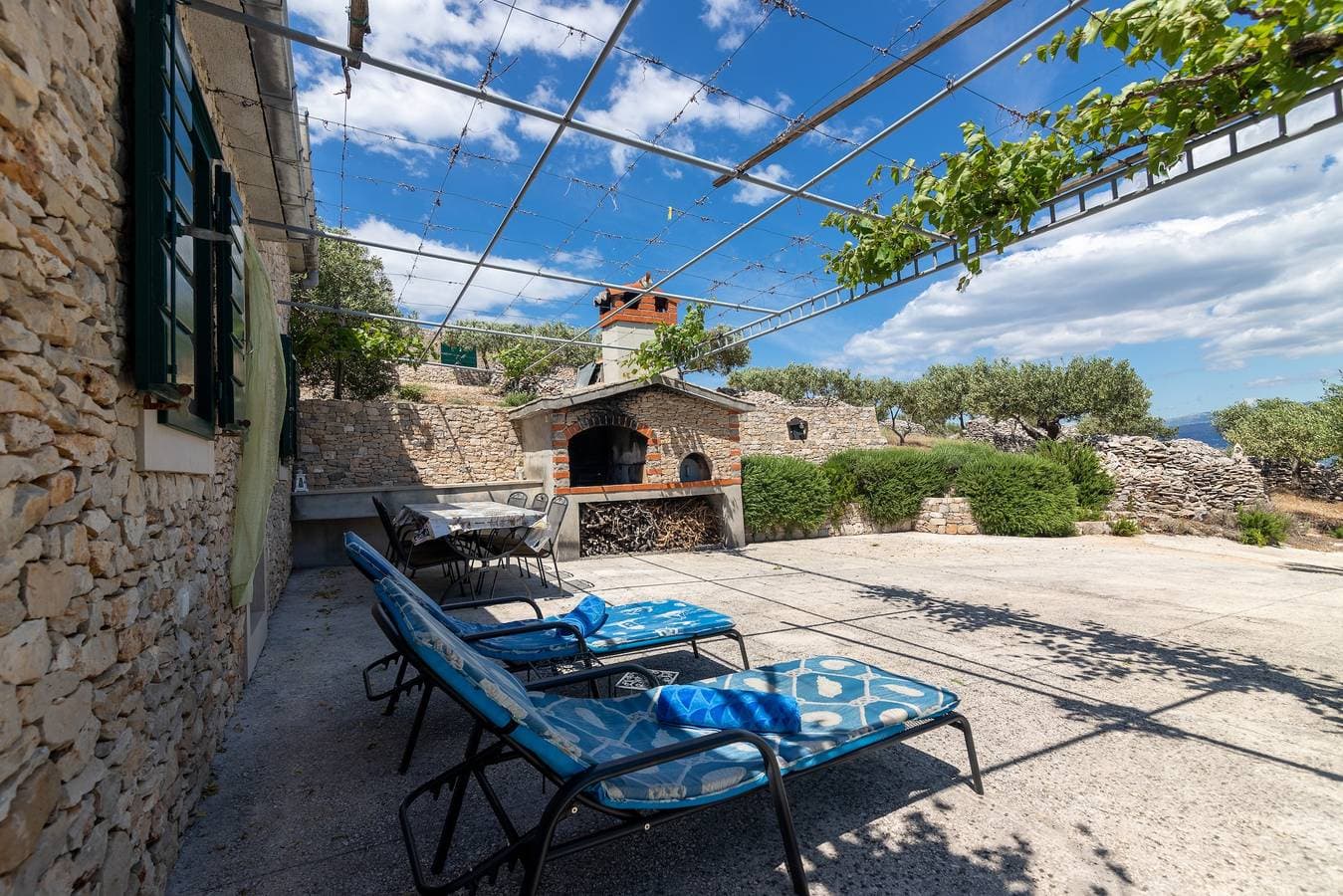1-Zimmer-Haus mit Terrasse und Meerblick Bucht Vela Lozna, Brac K-16179 1
