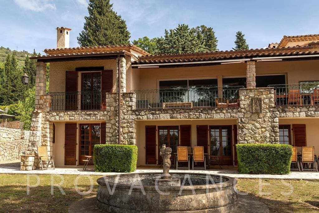 Foto 13 von 84: Großes Ferienhaus mit Pool in Cabris - Grasse