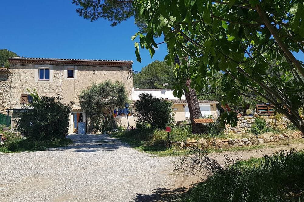 Foto 7 von 19: Maranatha Guest House en Provence - Chambre D'hôte Dans le var