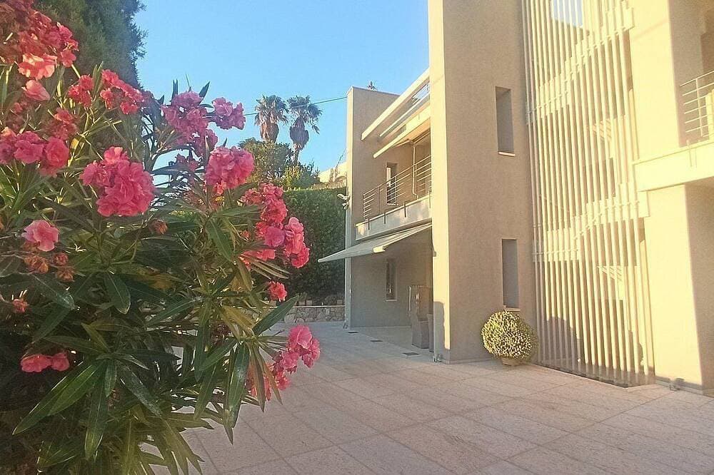 Foto 10 von 30: Villa Eliria C: A graceful studio apartment situated at a short distance from the beach, with Free Wi-Fi.