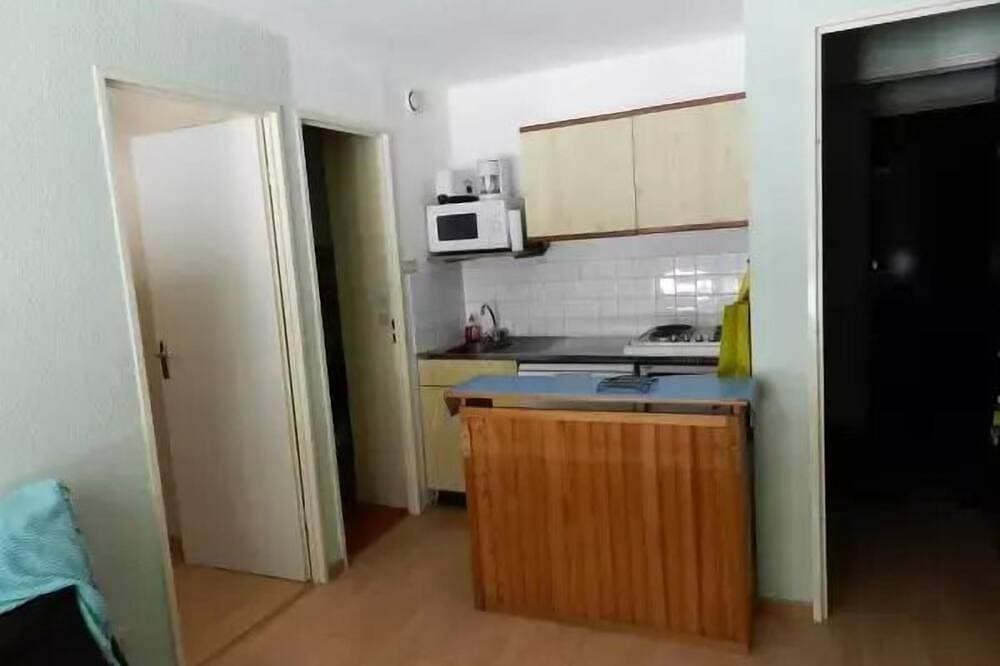 Residence Neves 2 - Studio for 4 People 1