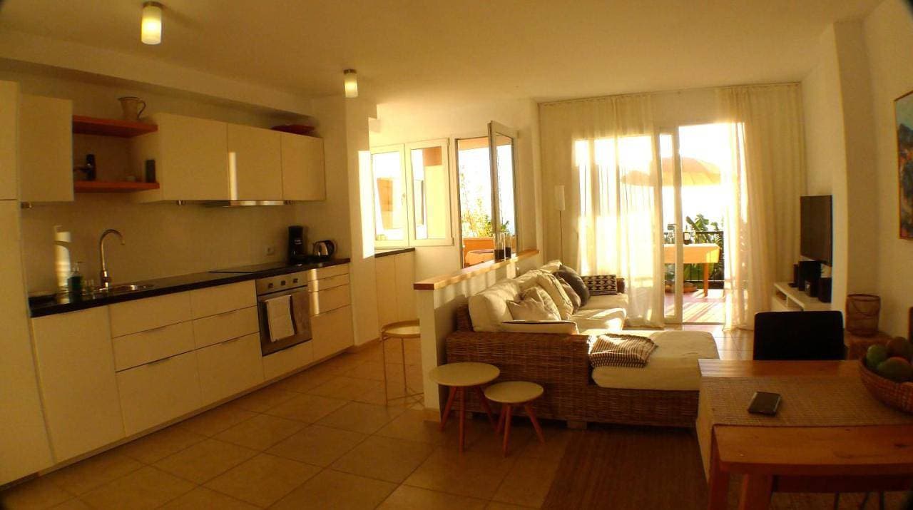 Foto 3 von 28: Apartment with Sea View