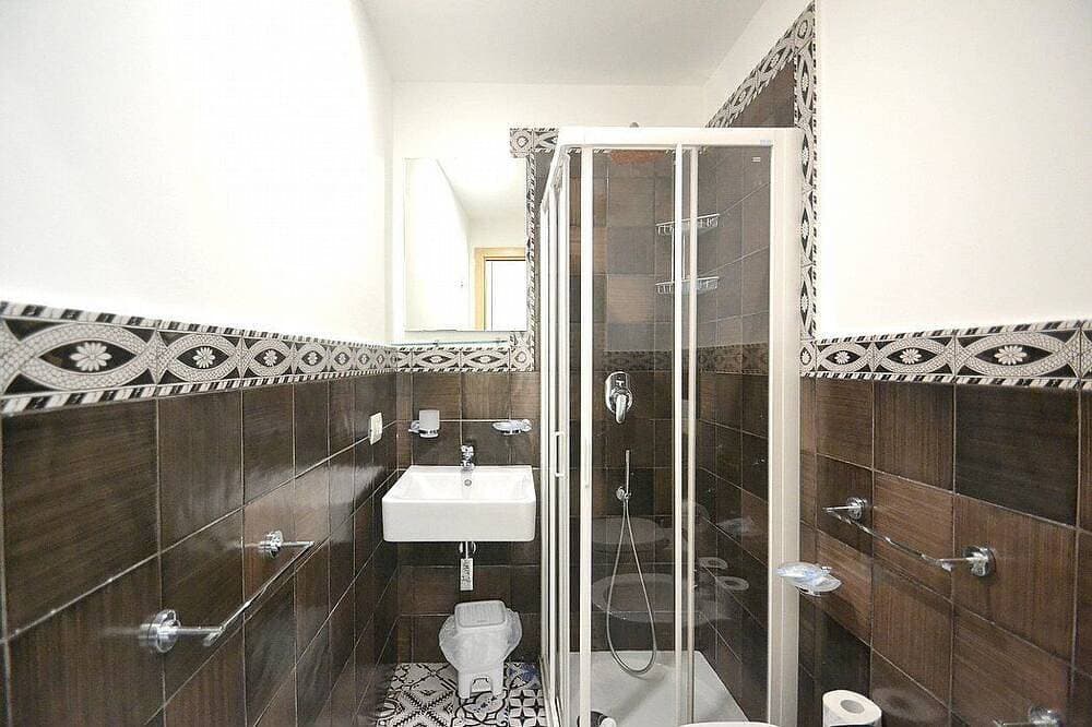 Foto 10 von 30: Villa Elicona D: A welcoming apartment situated in a central location, at a short distance from the Cathedral of Ravello, with Free Wi-Fi.