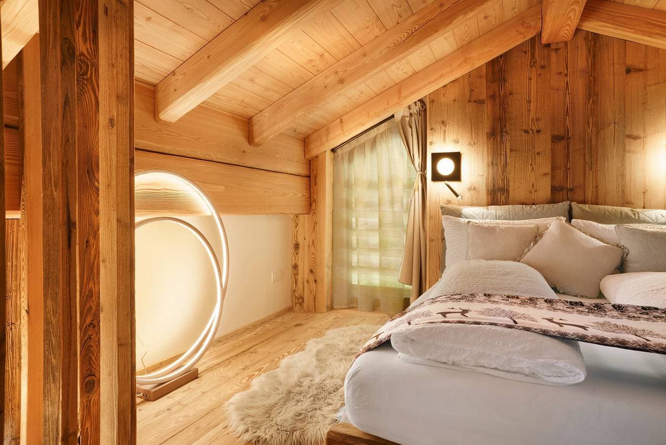 Foto 8 von 42: Chalet 'Luxury Chalet Larice' mit Bergblick und Panoramaterrasse