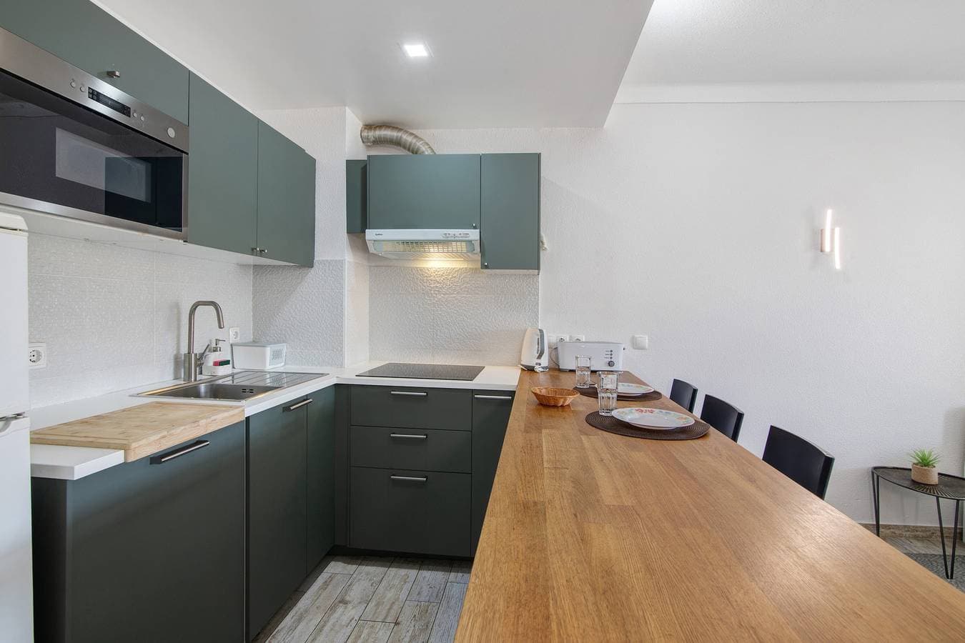 Foto 7 von 21: Ferienwohnung 'Remodelado Próximo Da Praia' mit Balkon und Wi-Fi