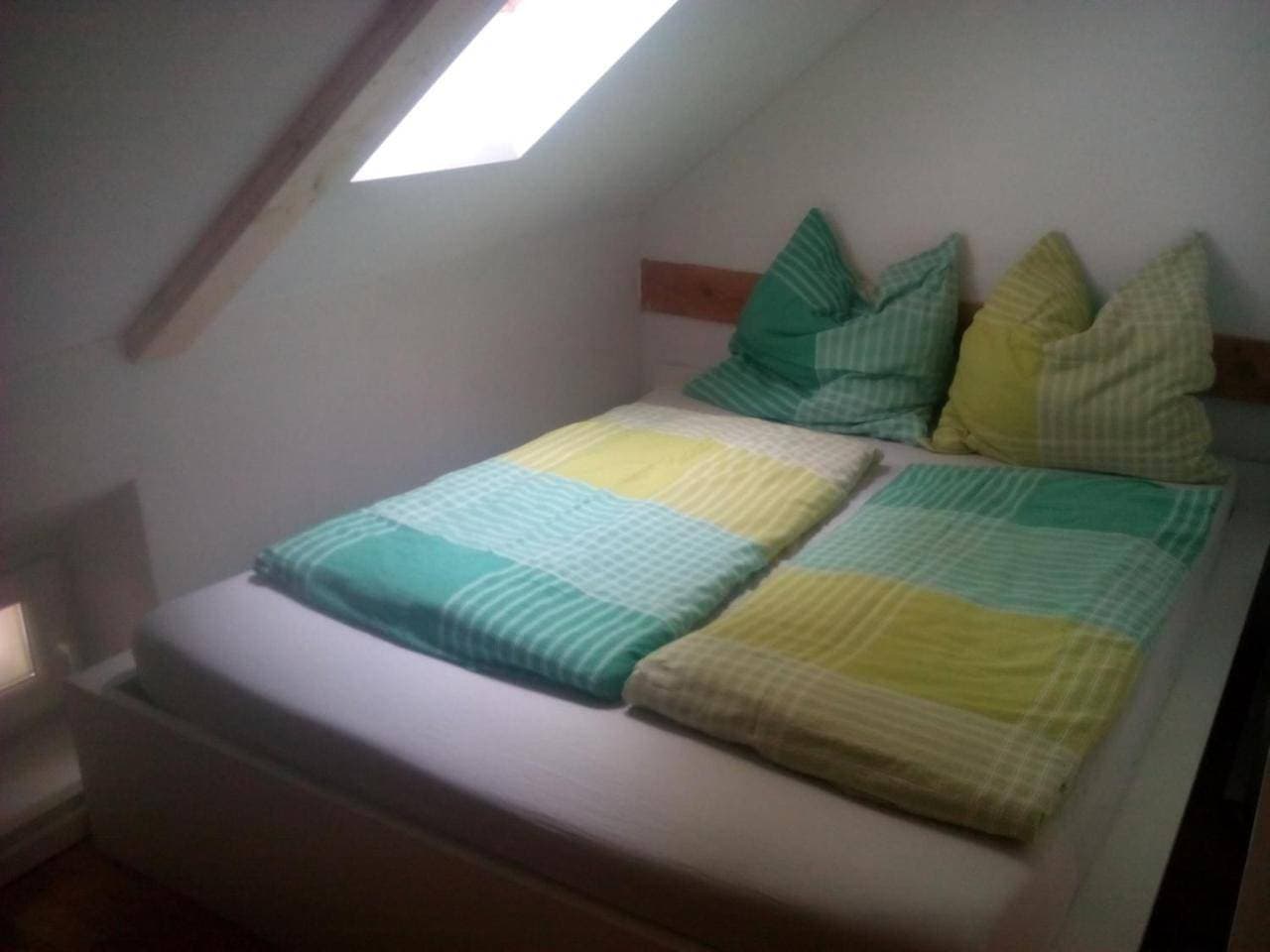 Foto 10 von 33: Two-Bedroom Apartment