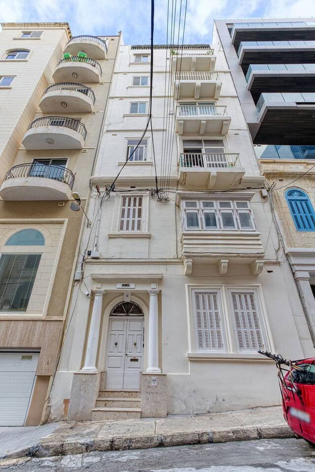 Foto 13 von 71: Ferienwohnung für 8 Personen mit Balkon