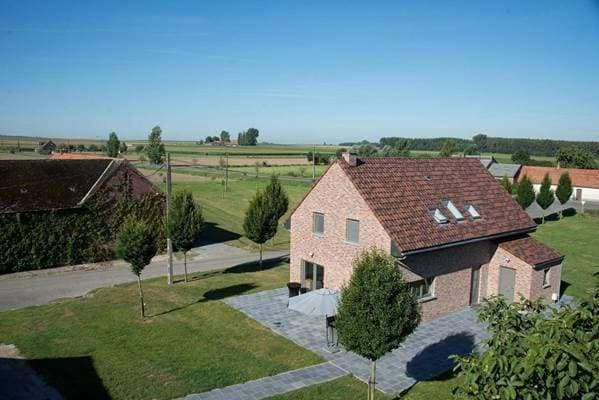 Foto 5 von 5: Four-Bedroom House