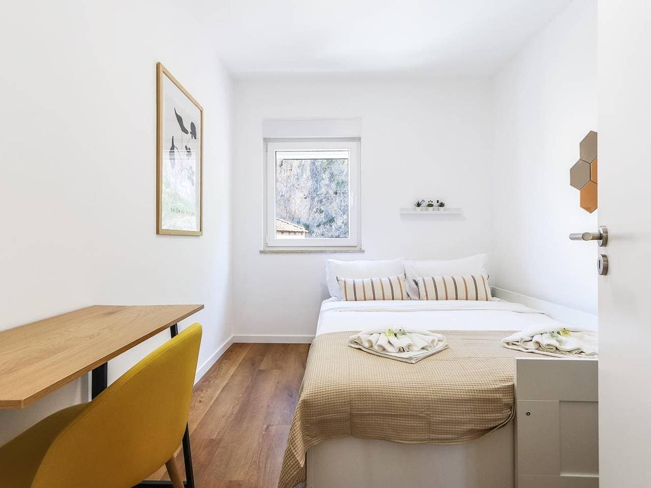 Foto 12 von 25: Moderne 2-Zimmer-Wohnung in Lissabon, Stadtteil Campo de Ourique