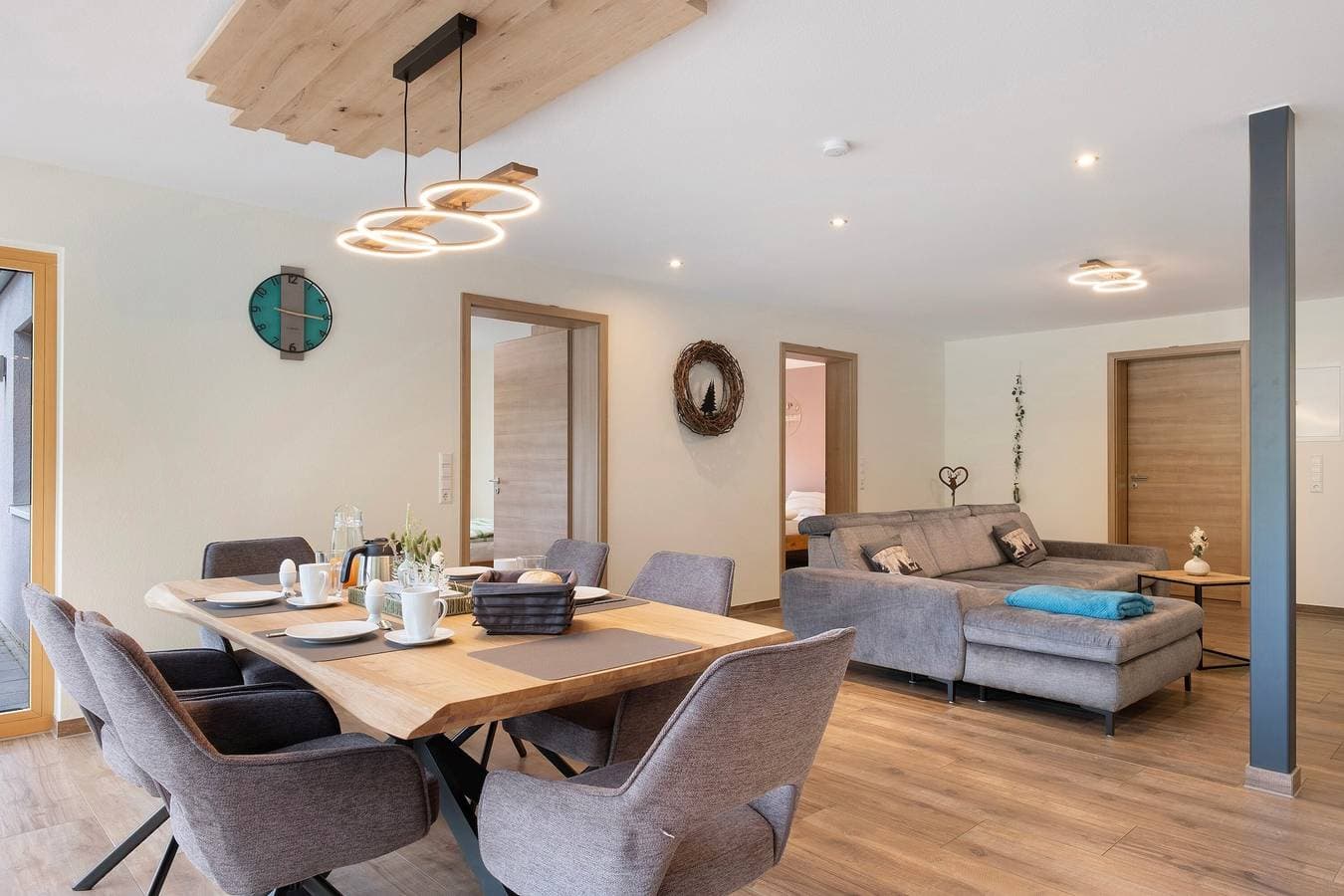 Foto 5 von 36: Ferienwohnung 'Waldblick Mühlenbach' mit Bergblick, privater Terrasse und Wi-Fi