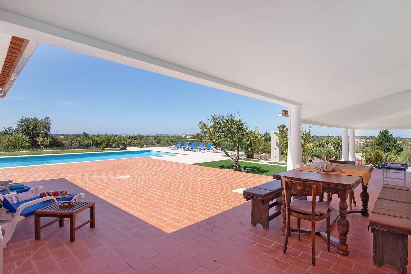 Foto 5 von 39: Villa Monte do Pataco mit privatem Pool, Terrasse und WLAN