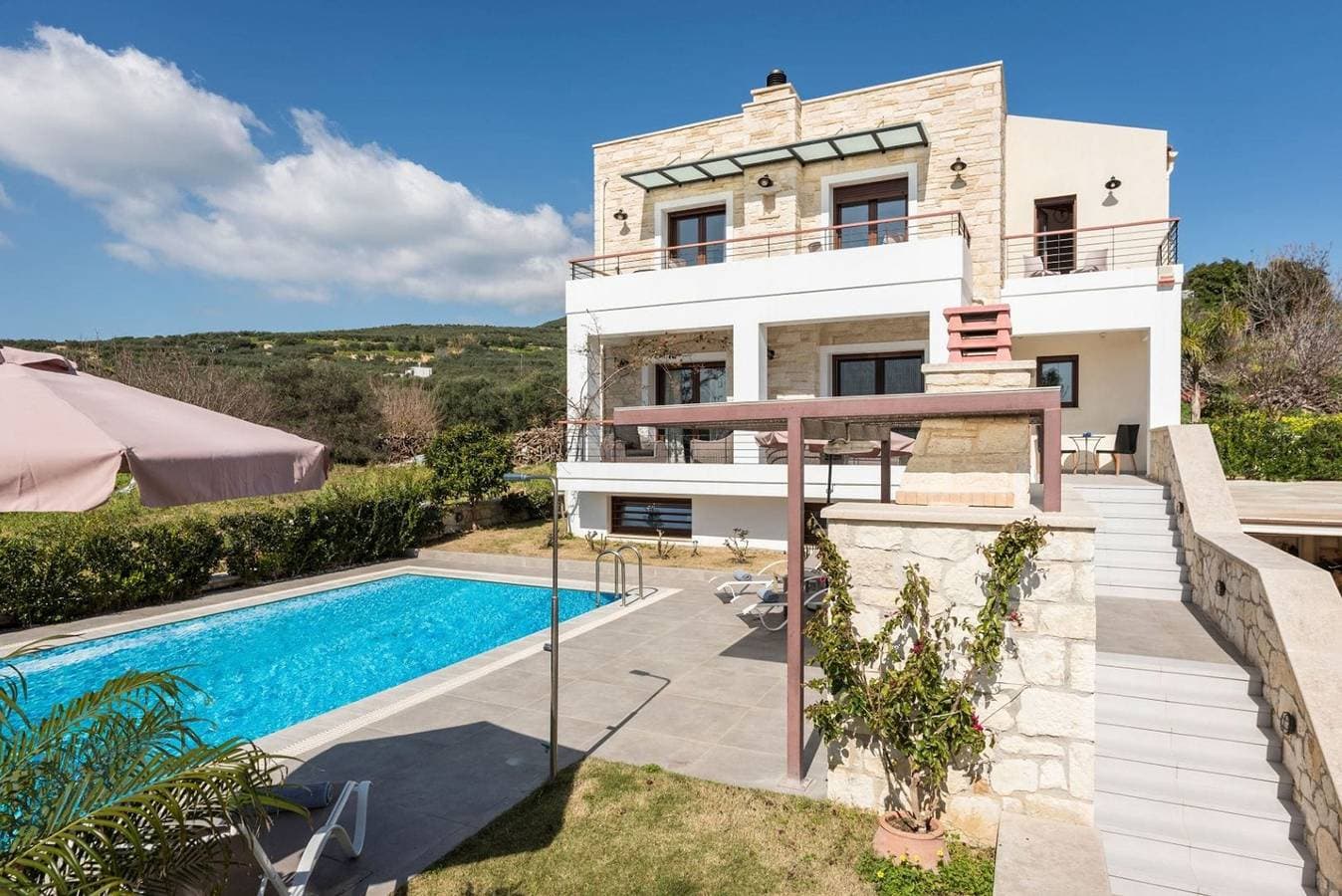Foto 4 von 35: Villa für 6 Personen mit Garten