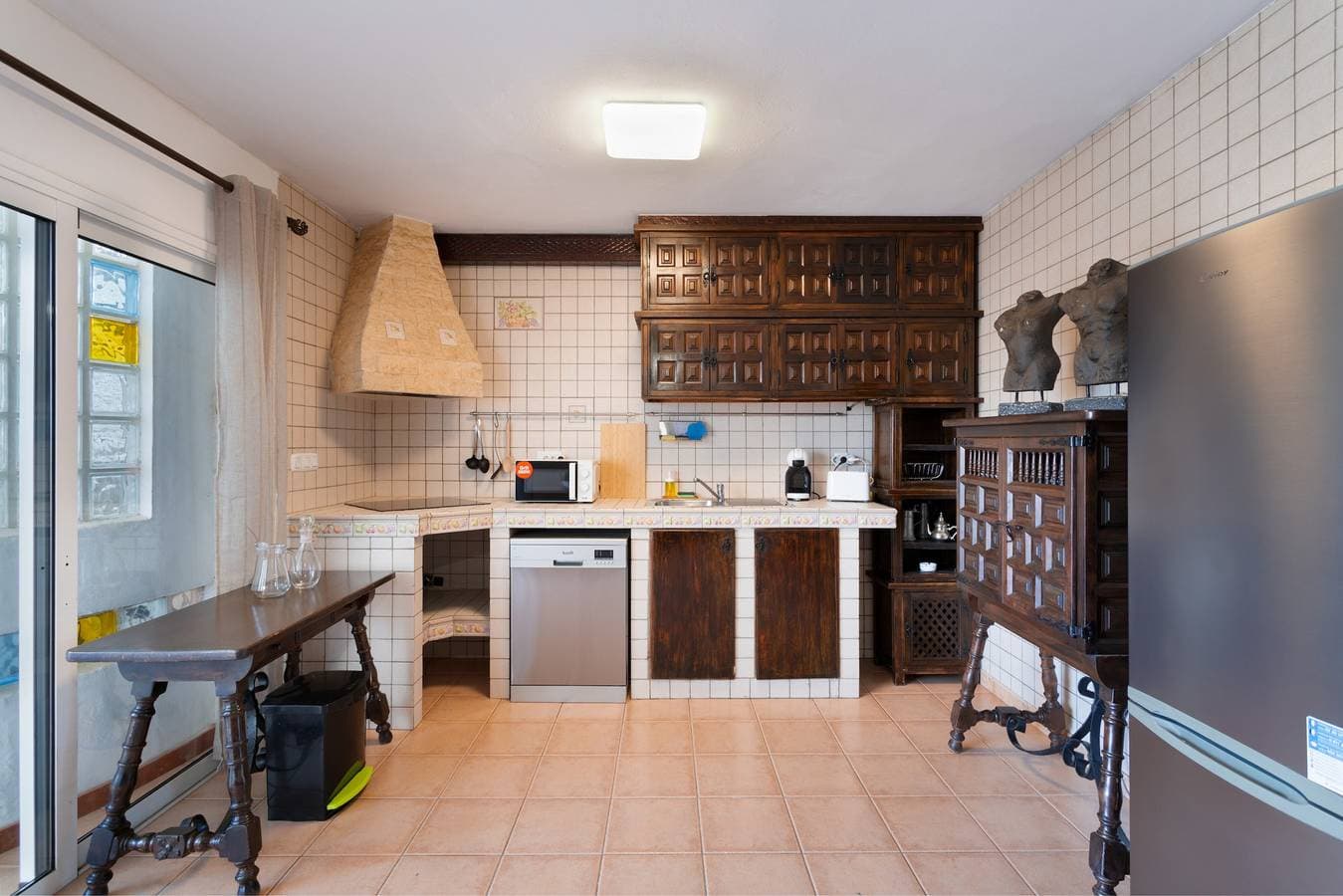 Foto 11 von 27: Ferienhaus 'Apartamento Fani N1' mit privater Terrasse, WLAN und Klimaanlage