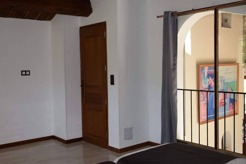 Foto 12 von 30: Golf von St. Tropez, Schöne Villa mit Pool, Ruhig, Luxuriös