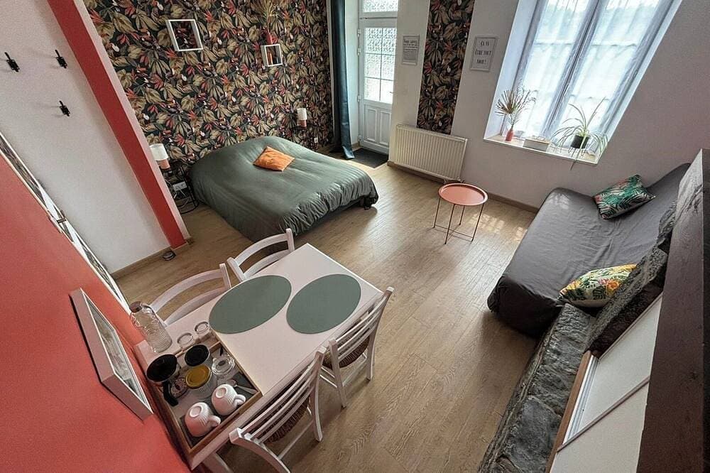 Foto 2 von 10: Bed and breakfast in Cotentin near shops, beaches and greenway.