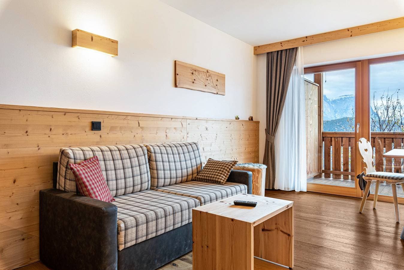Foto 6 von 30: Ferienwohnung 'Hatzes App Schlern' mit Bergblick, Balkon und WLAN