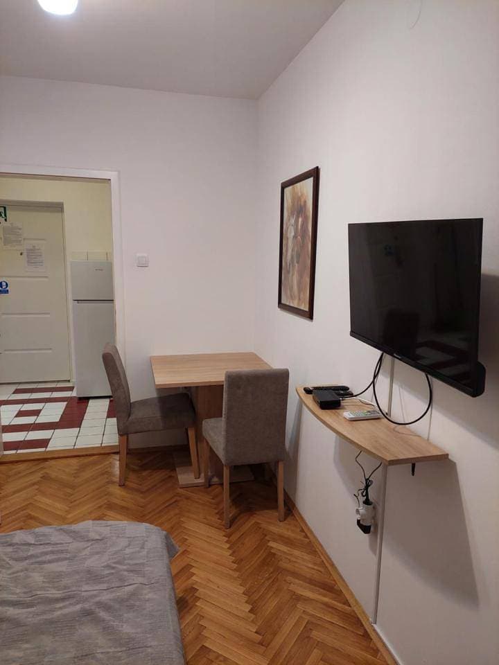 Foto 8 von 32: One-Bedroom Apartment