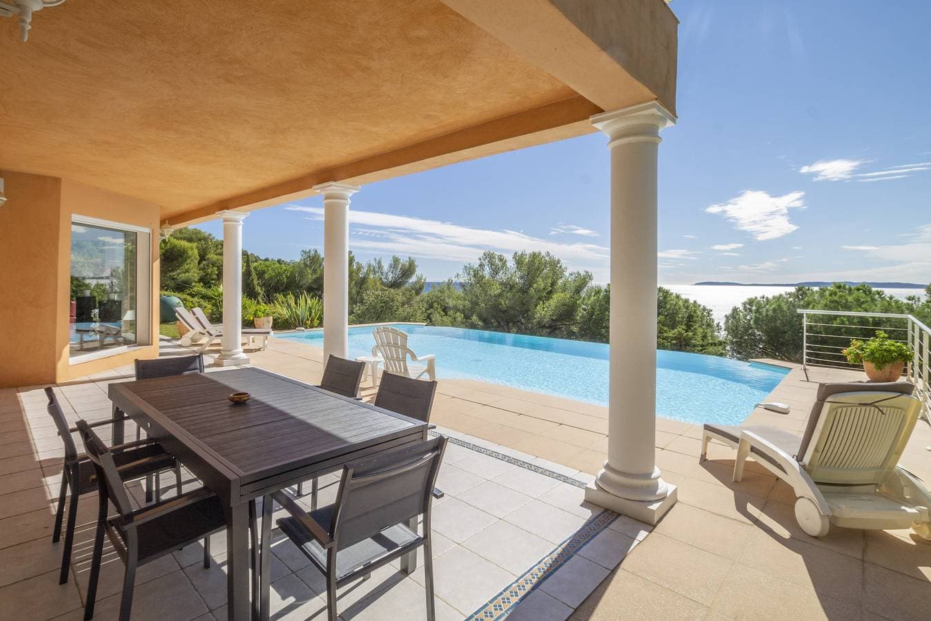 Foto 5 von 40: Villa Lili Rose (12p) with pool in Le Lavandou