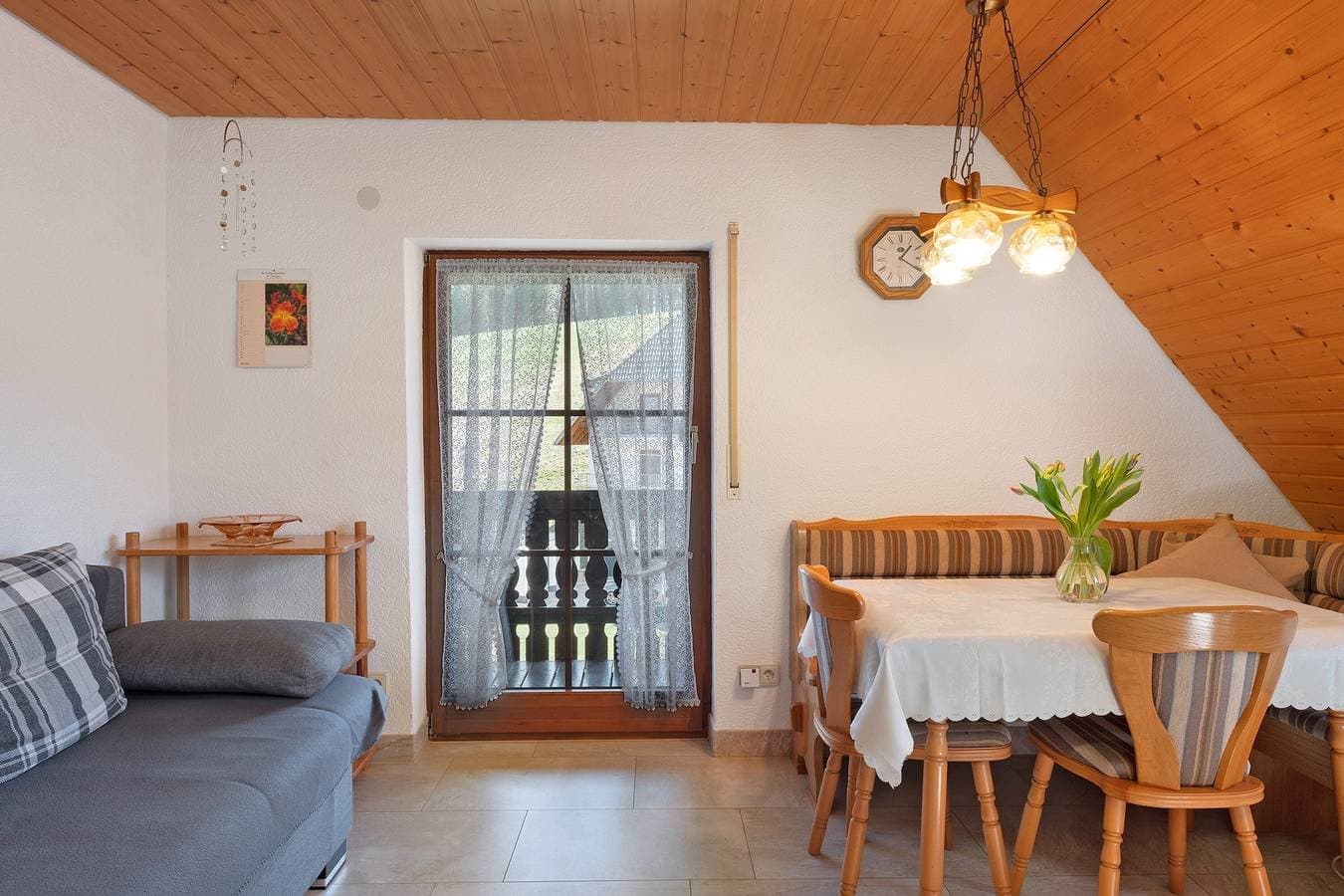 Foto 7 von 35: Ferienwohnung 'Armbruster' mit Gemeinschaftsterrasse, Gemeinschaftsgarten und Wi-Fi