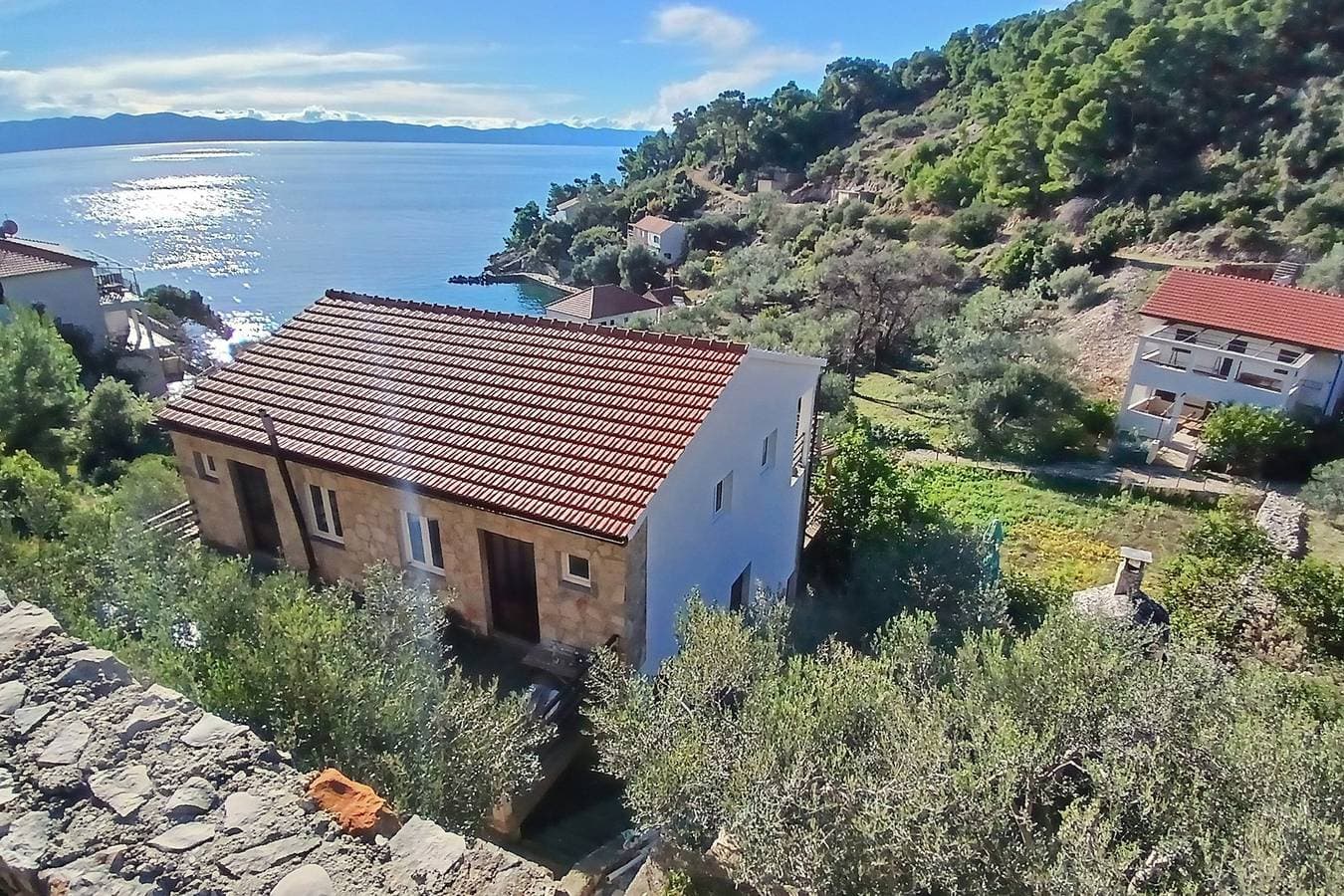 Foto 2 von 27: Studio Appartement mit Terrasse und Meerblick Bucht Torac, Hvar As-24462-a