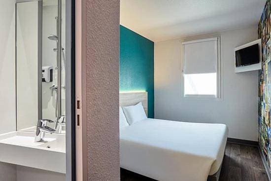 HOTEL F1 SAINT-LO 1