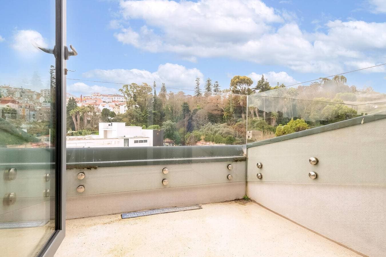 Foto 11 von 32: Ferienwohnung für 2 Personen mit Balkon