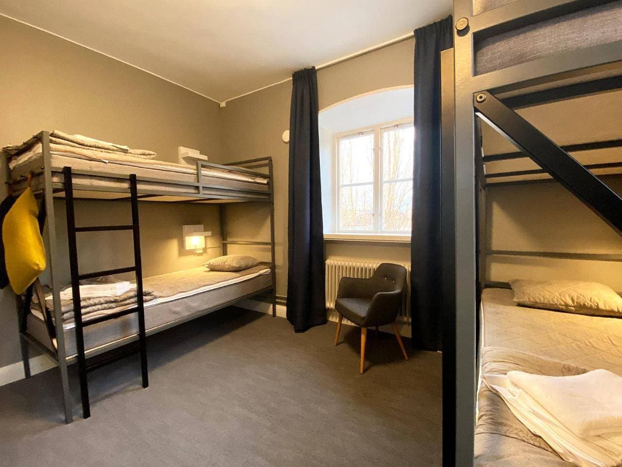 Foto 6 von 9: 4-Bed Room Economy