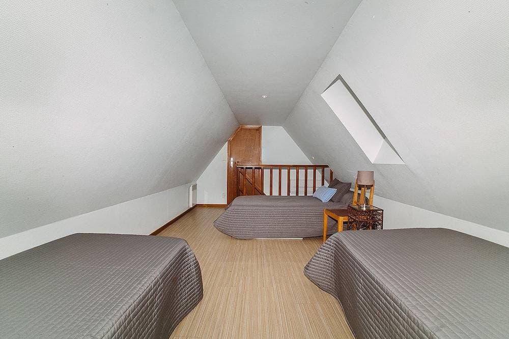 Foto 9 von 30: Angebot 27.7. Bis 03.08. Ehemaliges Winzerhaus mit privatem Pool 14 Pers