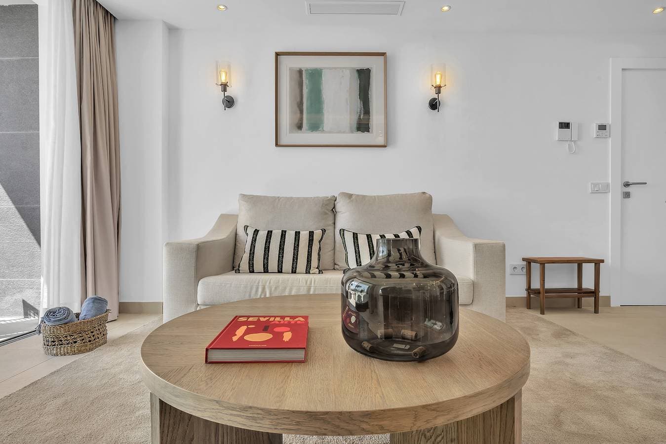 Foto 8 von 48: La Viu - Luxury Beachfront Apartment