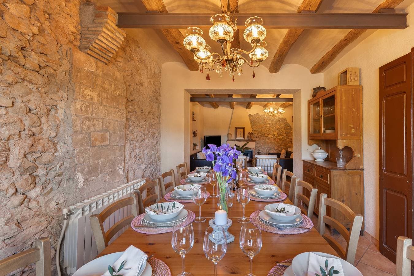 Foto 5 von 38: Finca 'Cal Cabrer' mit Bergblick, Privatem Pool und Wi-Fi