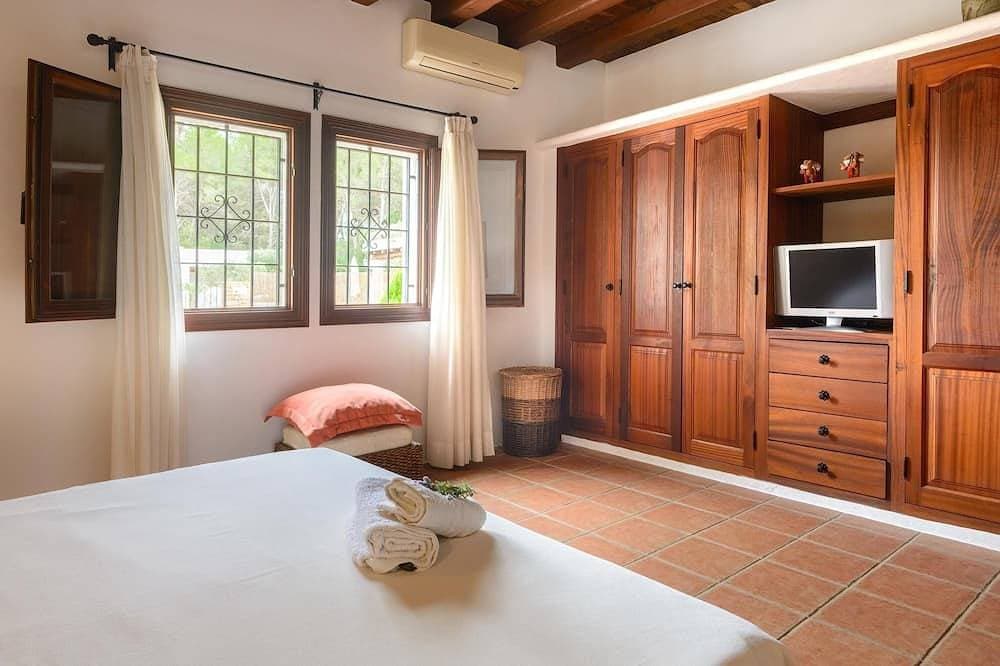 Foto 4 von 30: New! Villa Can Curreu
