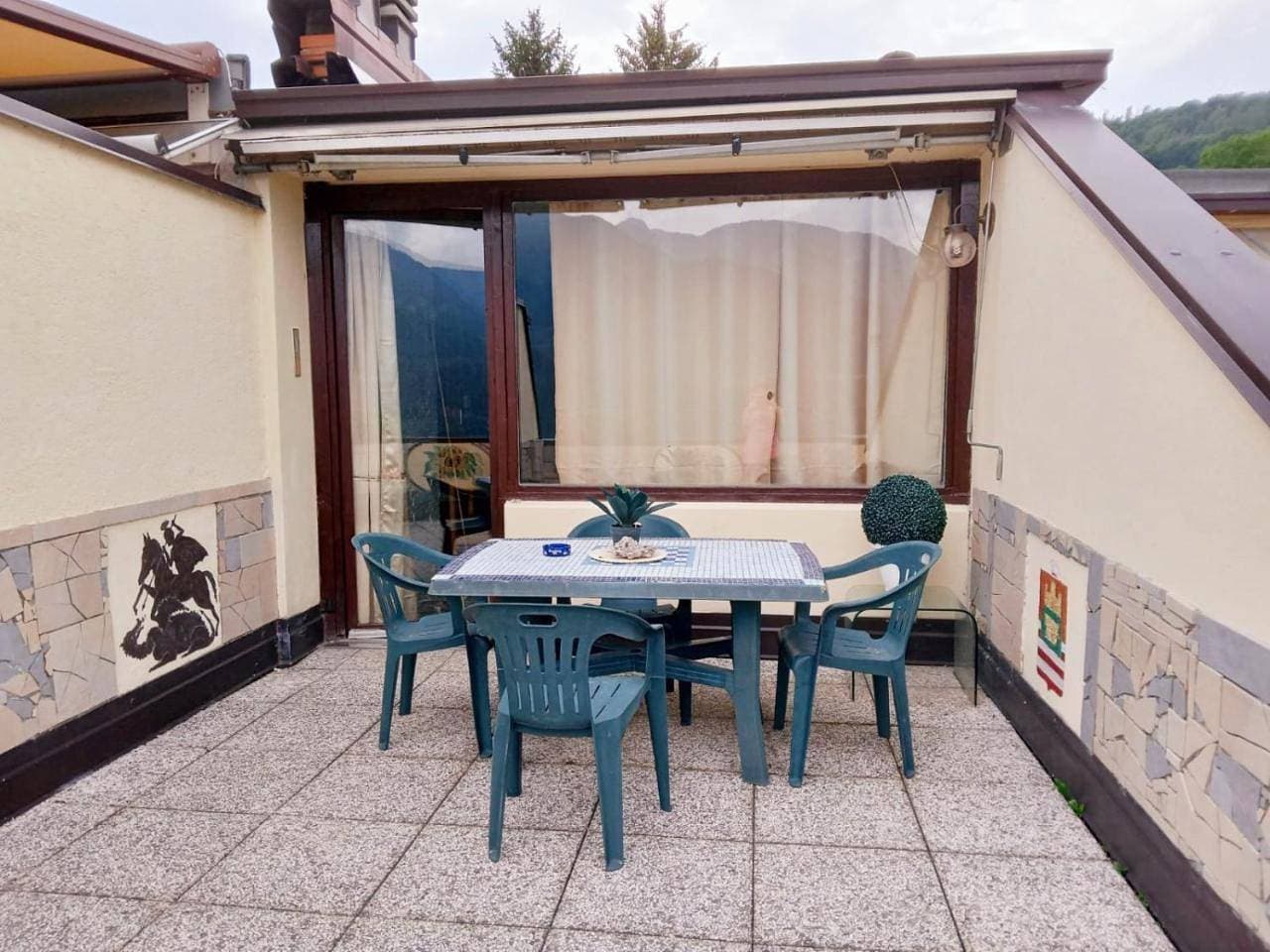 Foto 10 von 34: Apartment with Mountain View