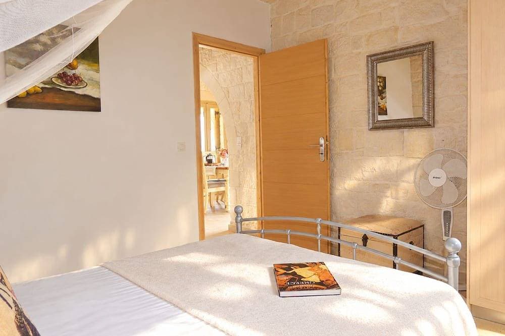 Foto 2 von 30: Villa Athina, Kokkino Horio, Chania. Charmante Steinvilla mit tollem Meerblick.