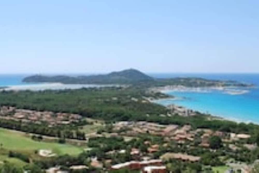 Foto 5 von 11: Unmissable apartment with garden 100mt from the sea, Campulongu - second floor