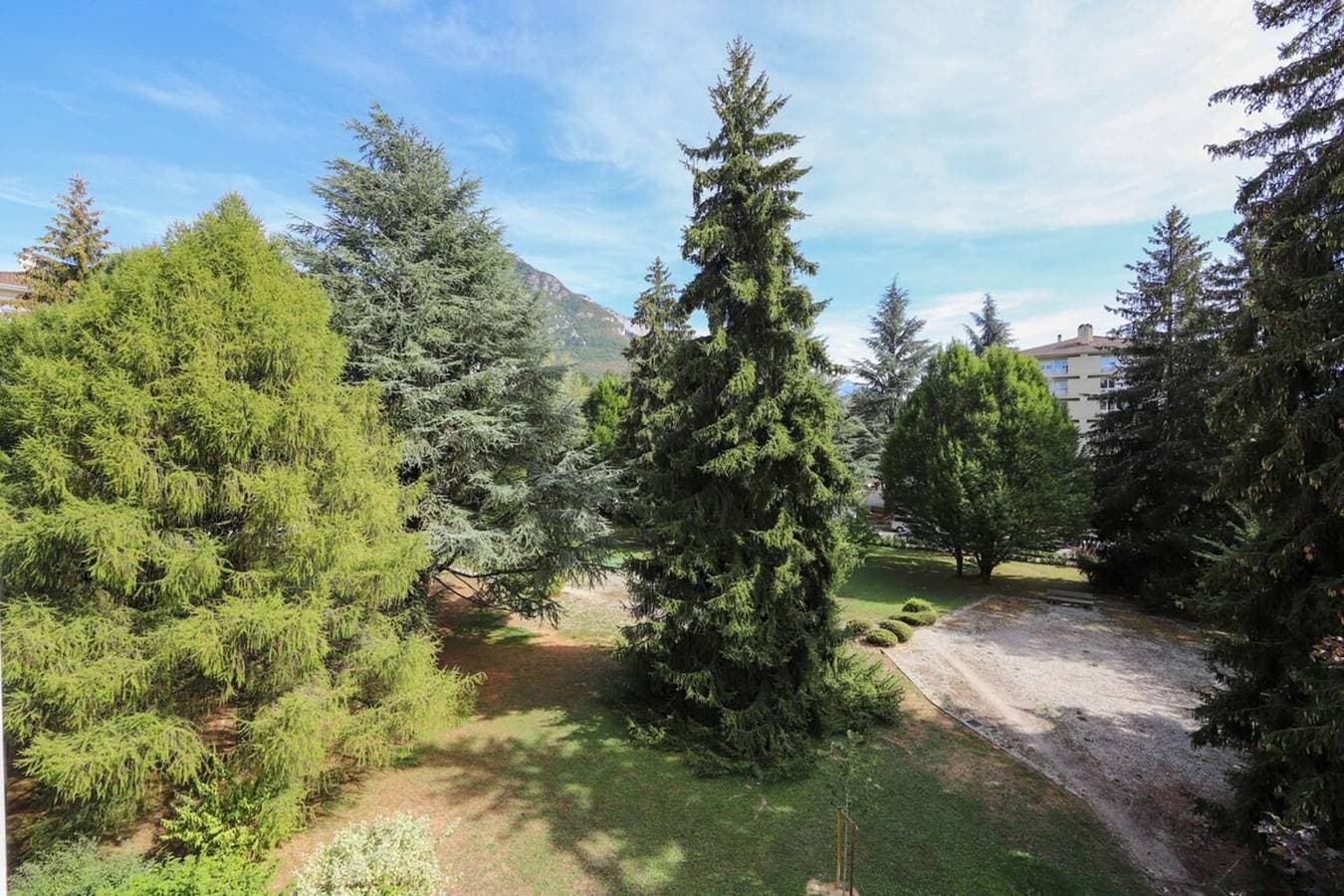 Foto 6 von 55: Le Superbe - T4 with carpark and 5 min from the lake - 4*