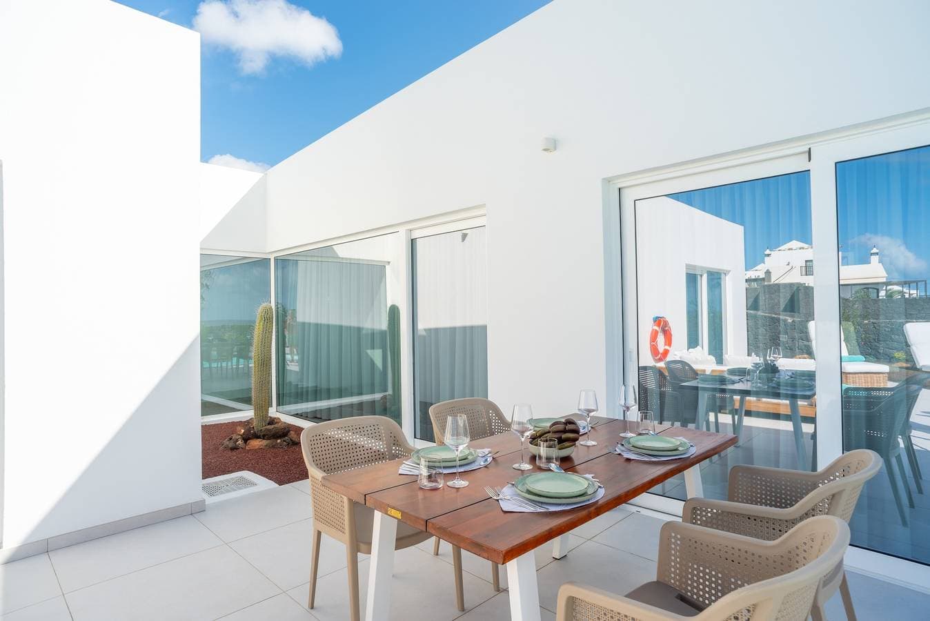 Foto 5 von 38: Villa 'Ereza Royal Elite Hoopoe 109' mit Meerblick, WLAN und Klimaanlage