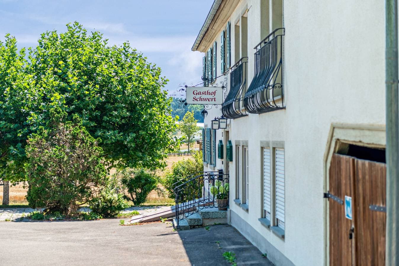 Foto 8 von 33: Zimmer 'Meersburg' mit gemeinsamer Terrasse und Wi-Fi