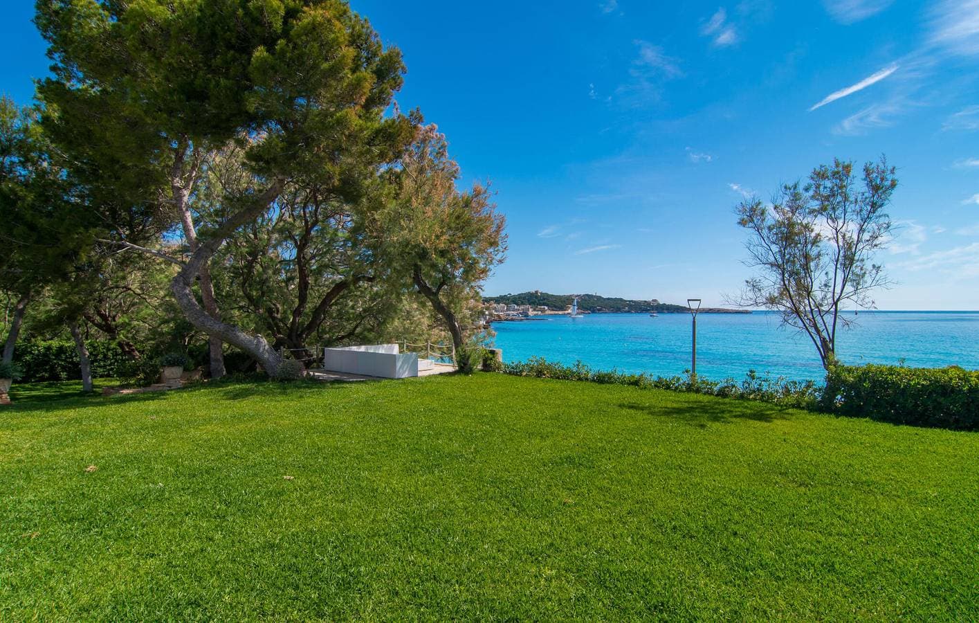 Foto 9 von 51: Apartment mit Meerblick, Pool und Terrasse