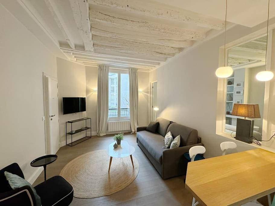 Appartement rue des Ecoles 1