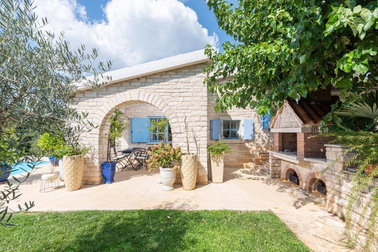 Family Villa Goran - Large Pool near Poreč 1