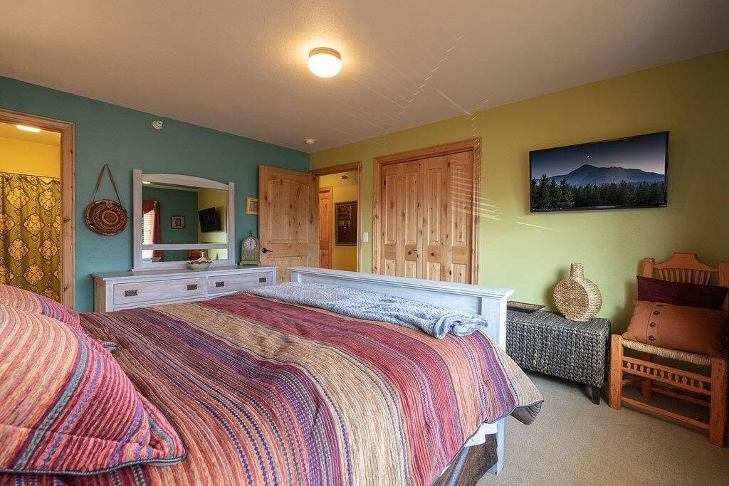 Foto 12 von 21: Wunderschöne aktualisierte, farbenfrohe Eigentumswohnung im Big Sky Resort - nur aufgeführt!