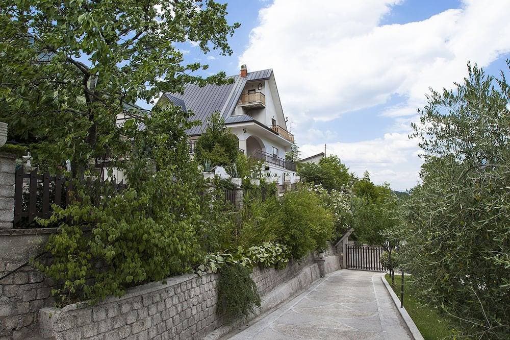 Foto 11 von 30: Villa Attilio: relaxation and nature!