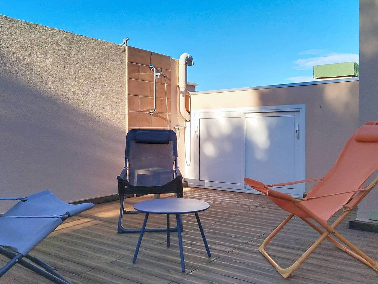 Foto 12 von 17: Renoviertes T2 Duplex 20m vom Strand mit Meerblick, Parkplatz und WIFI
